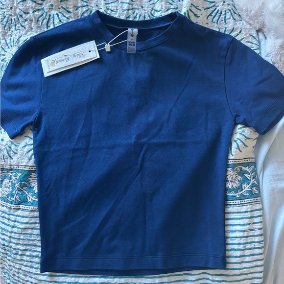 Heavy Manners Tops - Heavy Manners Blue coco short sleeve Nacy